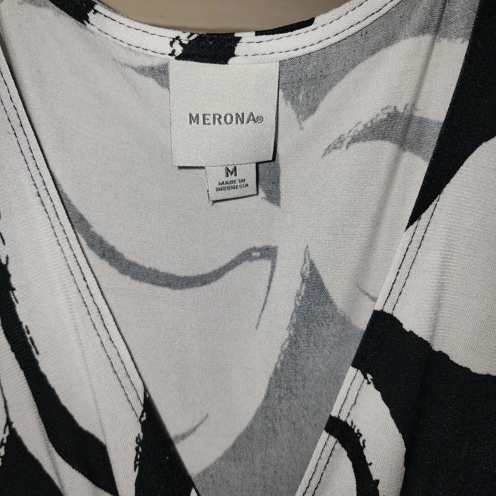 Merona - Picture 2 of 3